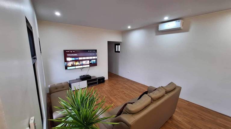 Spacious villa with private pool, patio & yard | Pets are welcome — photo 2
