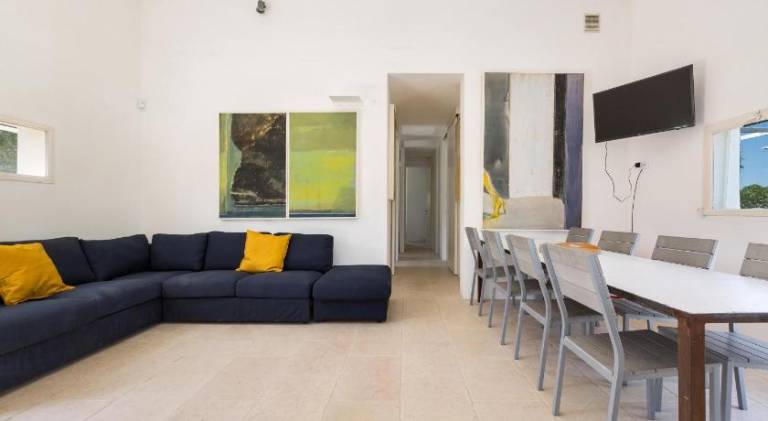 Fully equipped villa with BBQ, private pool & garden | Pets are welcome — photo 2