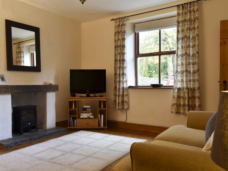 Children-friendly nice cottage with yard | Pets allowed — photo 3