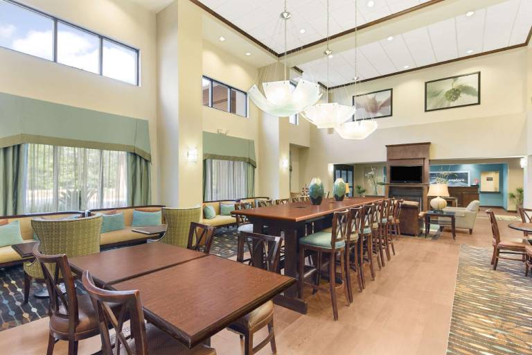 Hampton Inn & Suites Savannah-Airport — photo 5