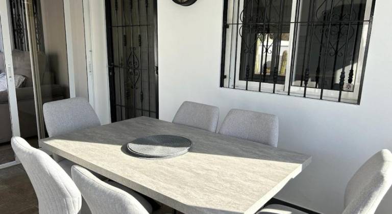 Beautiful villa with pool | Pets allowed — photo 2