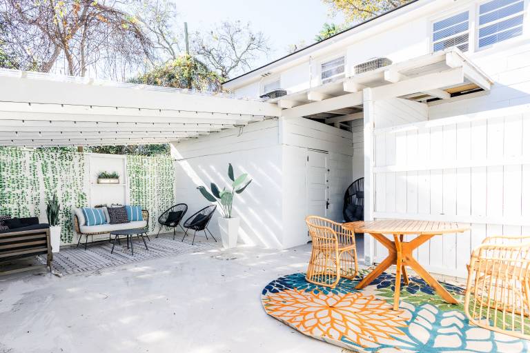 House Avalon/Oglethorpe Mall Area