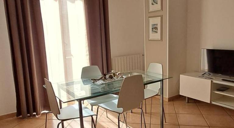 Apartment with 1 room for 4 persons — photo 5