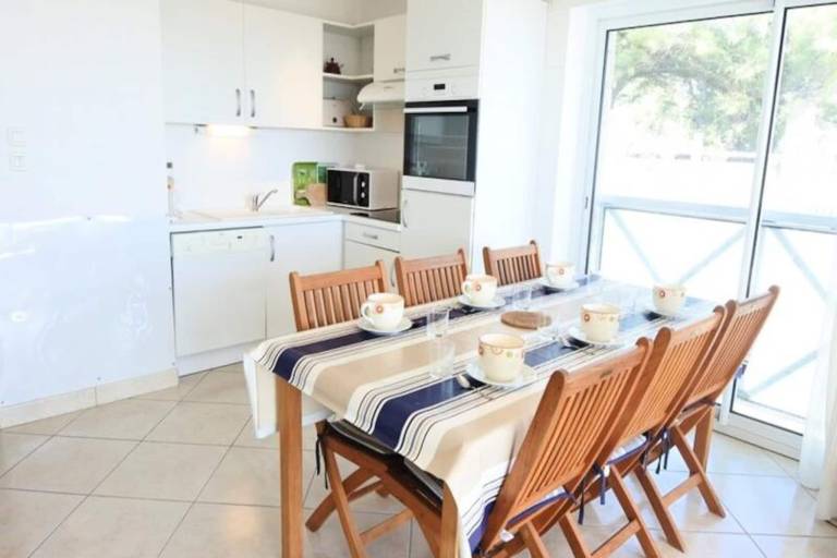 Fully equipped rental apartment with garden & patio | Close to the beach | Pet-friendly — photo 3