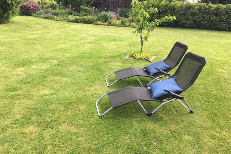 Fully equipped nice vacation home with yard | Pets are welcome — photo 4