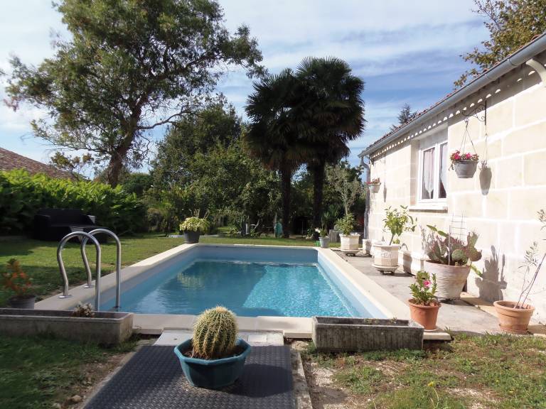 Maison de vacances Champagnolles