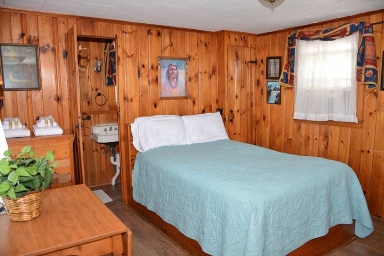 Cottage  Pine Point
