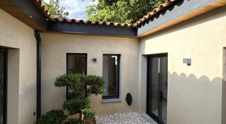 Fully equipped charming villa with terrace, barbeque & yard | Suitable for remote work | Pets allowed — photo 5