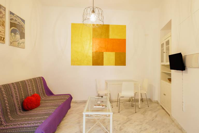 Galindo Center Premium Suites Apartment with Balcony, Wi-Fi, and Air Conditioning — photo 3