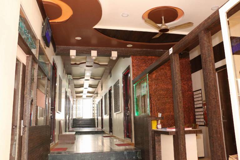 Shri Radhe Krishna Hotel — photo 3
