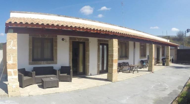 Vacation home with patio, yard & grill in Melissa