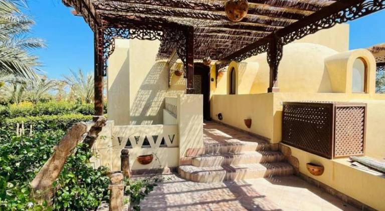 Villa with pool | Next to the beach | Pets allowed — photo 2