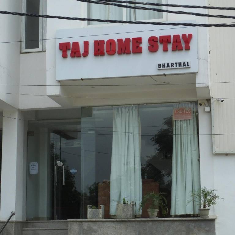TAJ HOME STAY