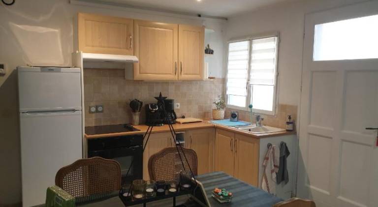 Apartment with 2 rooms for 6 persons — photo 3