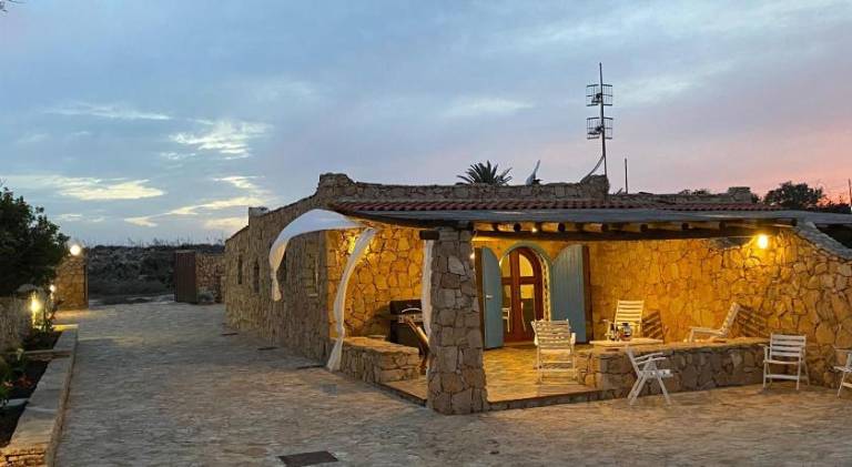 Villa with 2 rooms for 8 persons in Lampedusa