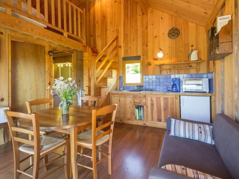 Cottage with BBQ | Pet-friendly — photo 4