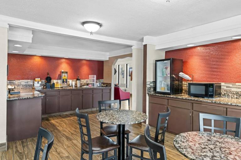 Red Roof Inn Ardmore — photo 2