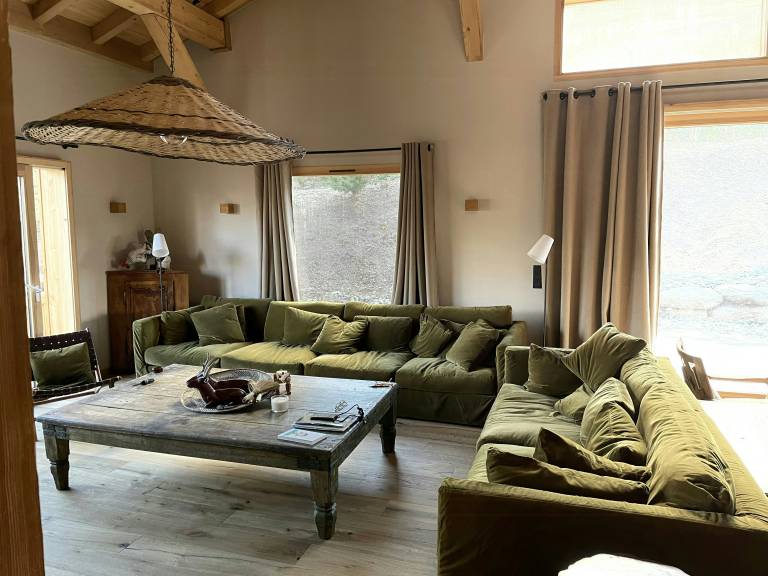 Family-oriented ample house with patio, yard & grill | Perfect for remote work | Pets allowed — photo 4