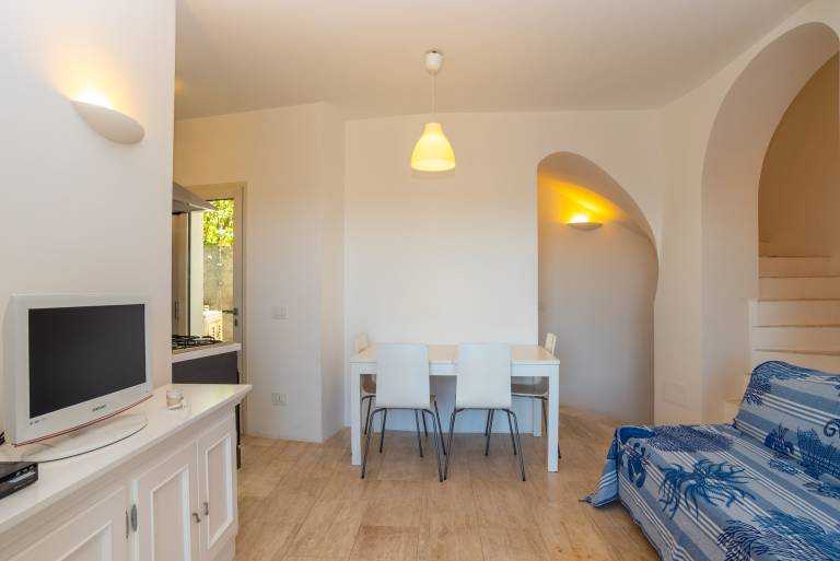 Modern Holiday Home "Villa Rosa dei Venti" Near the Beach and with Sea View — photo 4