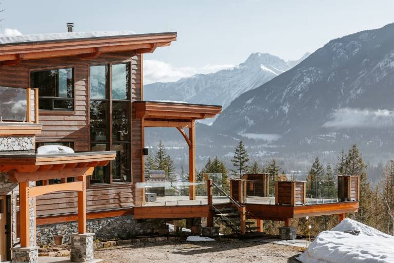 Lodge  Revelstoke