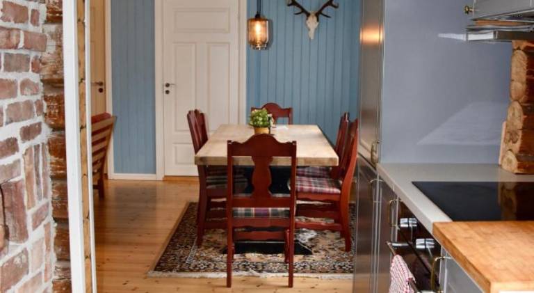 Rental apartment with patio — photo 5