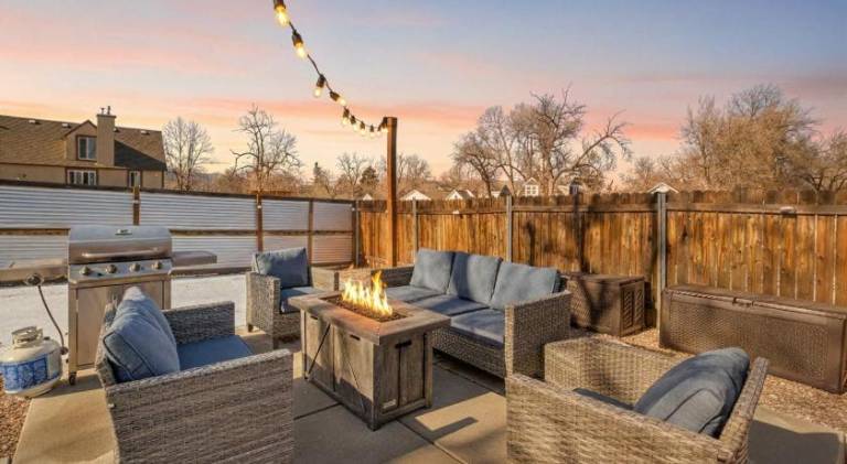 Nice house | Beach nearby | Pet-friendly in Colorado Springs, CO