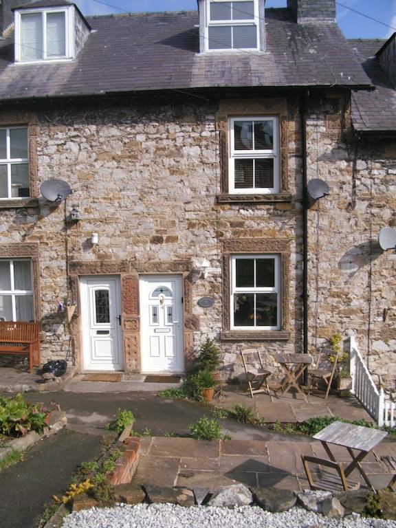 Cottage Bakewell