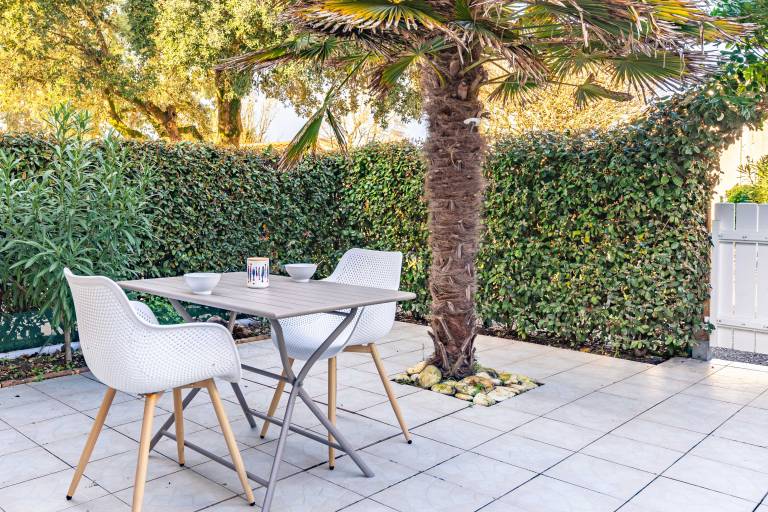 Pleasant vacation home with yard, terrace & barbeque | Pet-friendly — photo 2