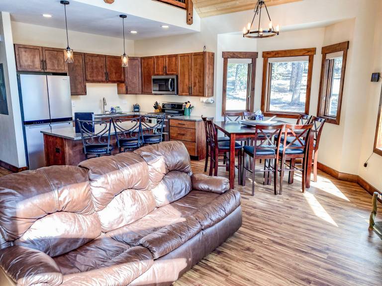 Children-friendly cabin with barbeque | Mountain view | Suitable for remote work | Pet-friendly — photo 4