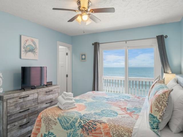 House ∙ 3 Bedrooms ∙ 8 Guests - Kure Beach, NC