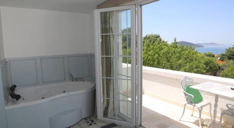 Buyukada Cankaya Hotel — photo 4