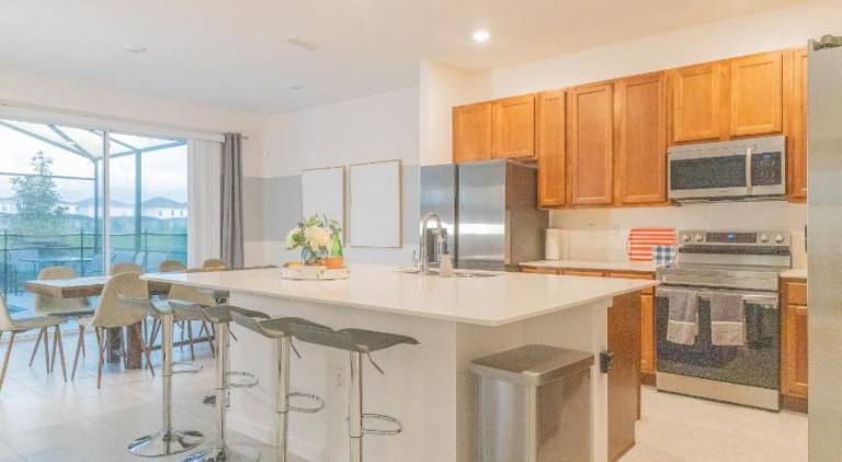 Summer Fun - Waterfront 8BR Home with Private Pool! — photo 2
