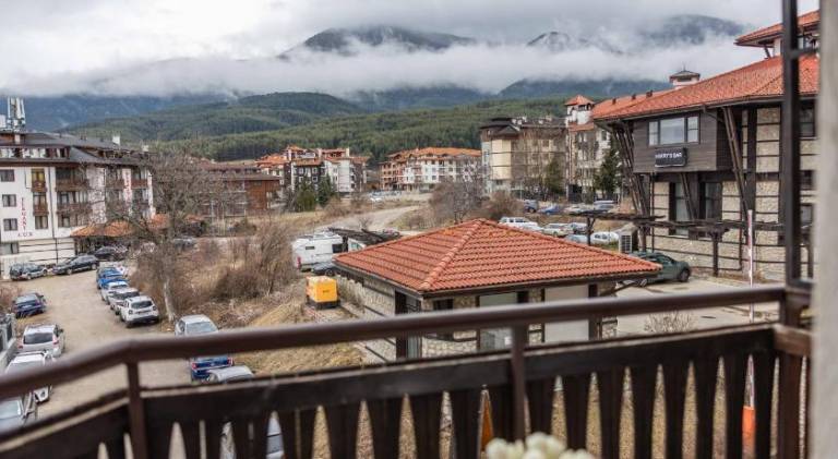 Rental apartment with terrace | Close to the ski | Pet-friendly — photo 4