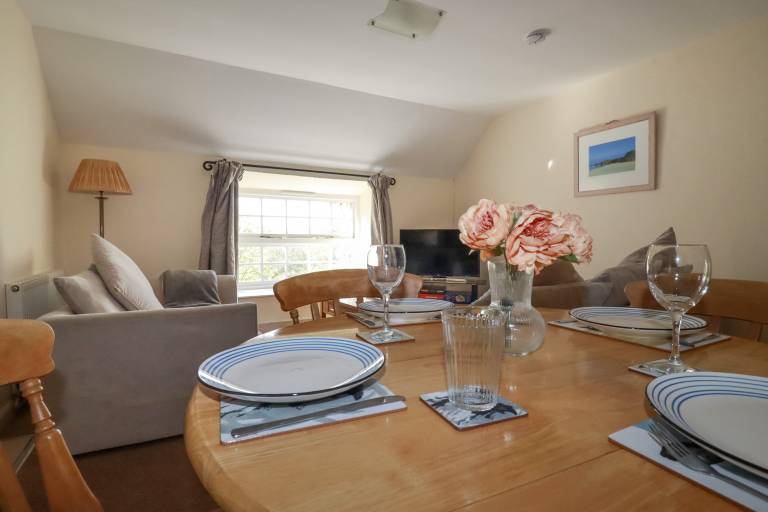 Cottage with garden | Beach view — photo 3