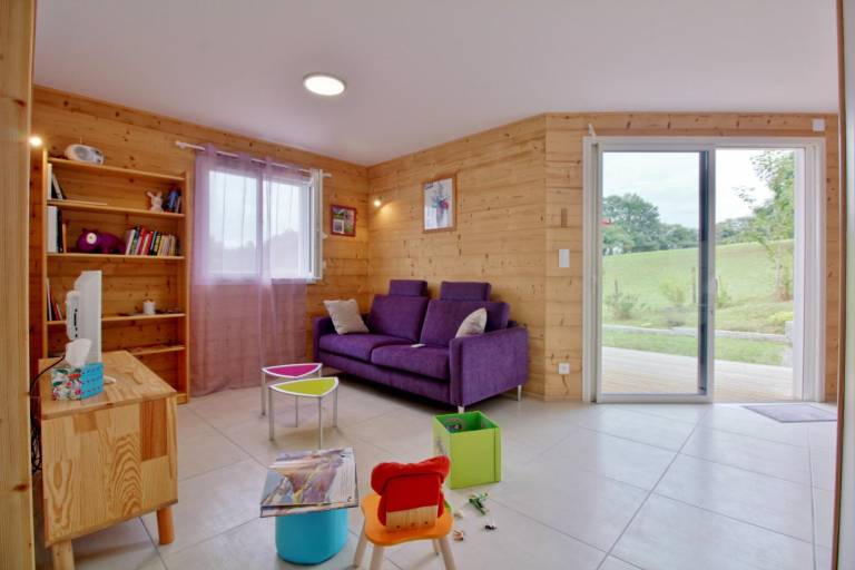 Gite with patio, barbeque & garden — photo 3