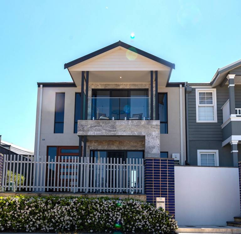 House  Jindalee