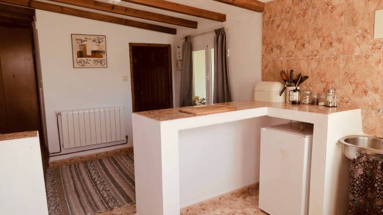 Private room with barbeque & private pool | Pool view — photo 3