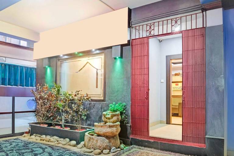 Hotel O Zoo Road Near Guwahati Central