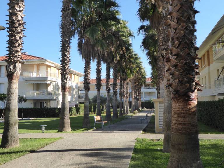 Ferienwohnung mit Hund in Antibes f&uuml;r max. 2 Personen