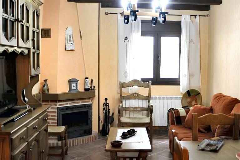 Casa Hueva
