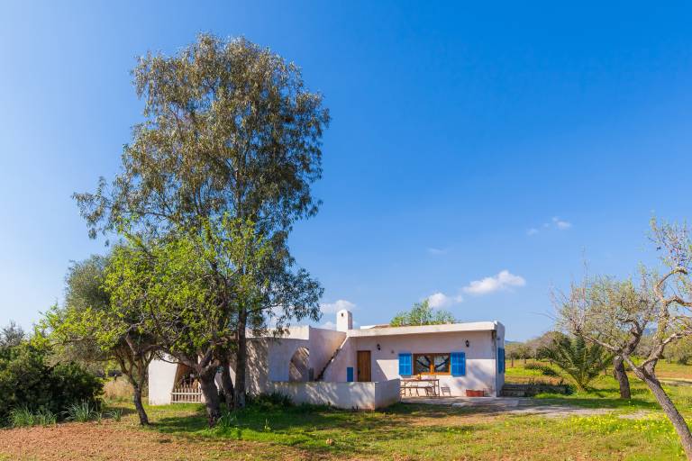 Vacation Home "Sa Casona" in a Rural Area and Near the Beach — photo 2