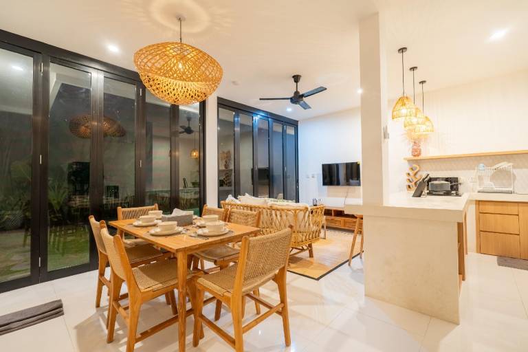 Villa with garden, terrace & private pool — photo 3