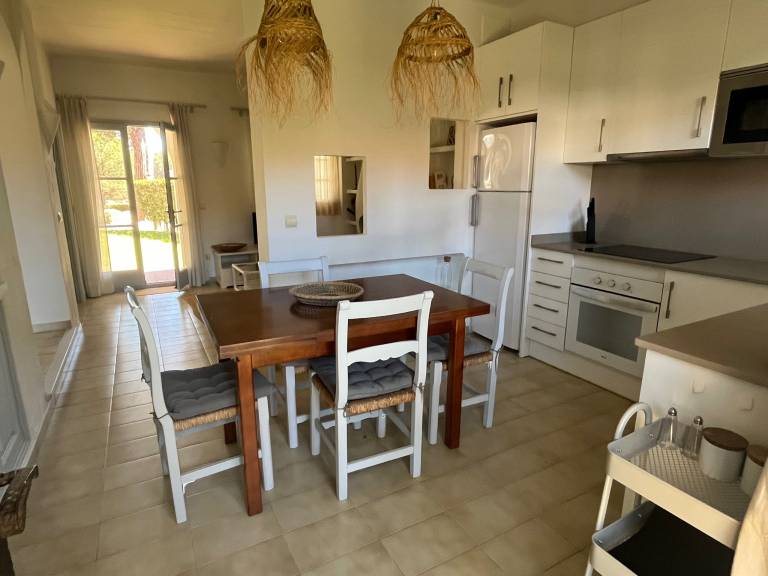 Fully equipped nice vacation home with pool, BBQ & patio | Pets are welcome — photo 5