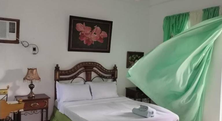 White & Yellow Castle Hotel and Resort — photo 2