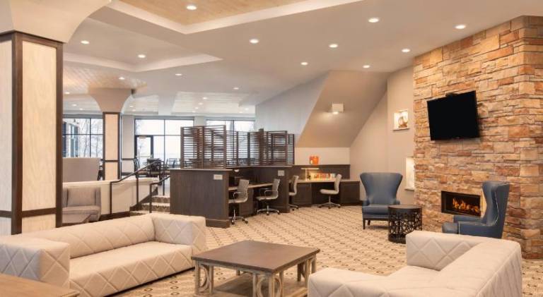 Country Inn & Suites by Radisson, Bemidji, MN — photo 3