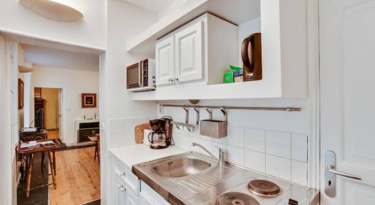 Beautiful apartment | Close to Louvre | Suitable for remote work | Pets allowed — photo 3