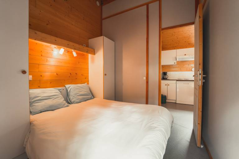 Chalet Abeille 4 personnes - Camping du Golf des Gorges du Tarn — photo 2
