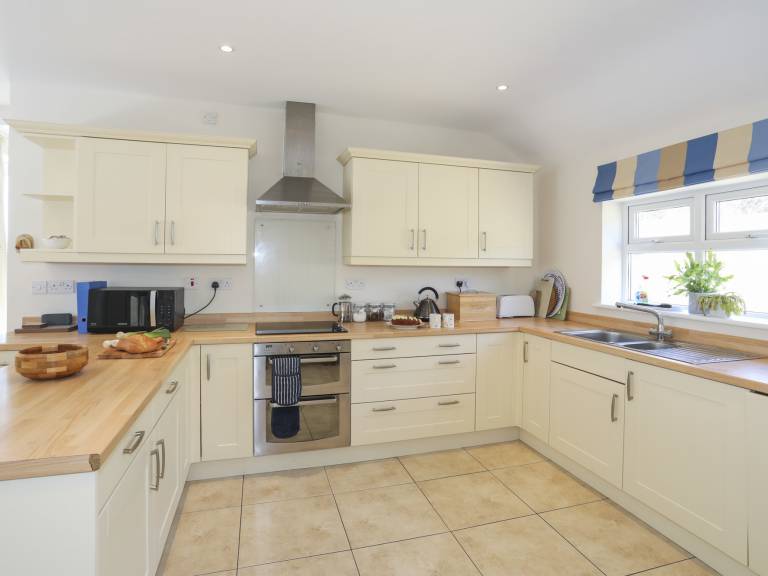 Child-friendly nice cottage with garden | Beach view | Pet-friendly — photo 4
