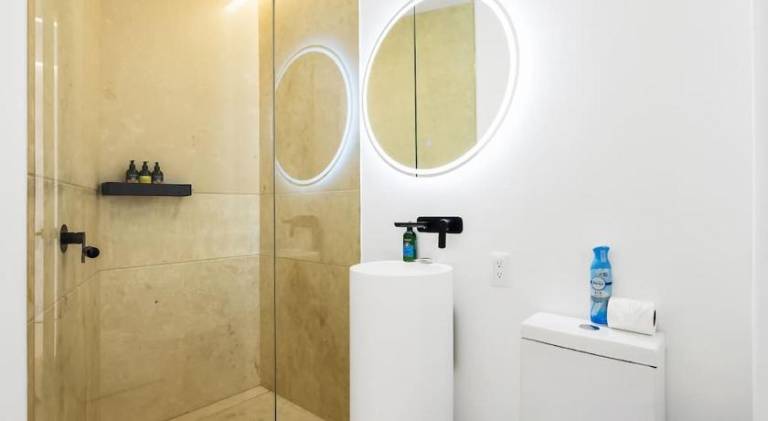 Big holiday apartment with pool | Pet-friendly — photo 2