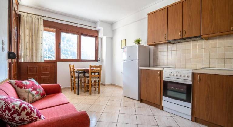 Apartment with barbeque, garden & terrace — photo 4